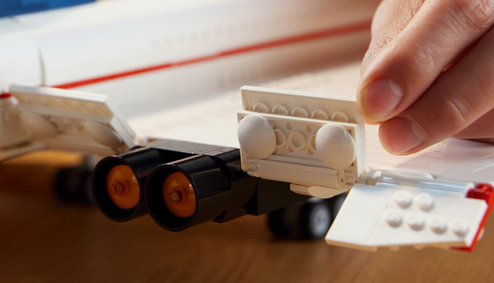 KLOCKI LEGO ICONS CONCORDE 10318 Ultraaerodynamiczna konstrukcja budowa
