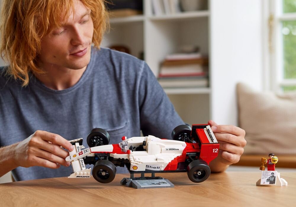 LEGO 10330 ICONS McLaren MP4-4 i Ayrton Senna   klocki elementy zabawa łączenie figurki akcesoria figurka zestaw  