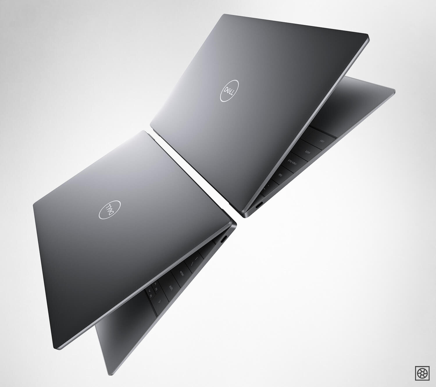 Laptop DELL XPS 9320 - większe wentylatory