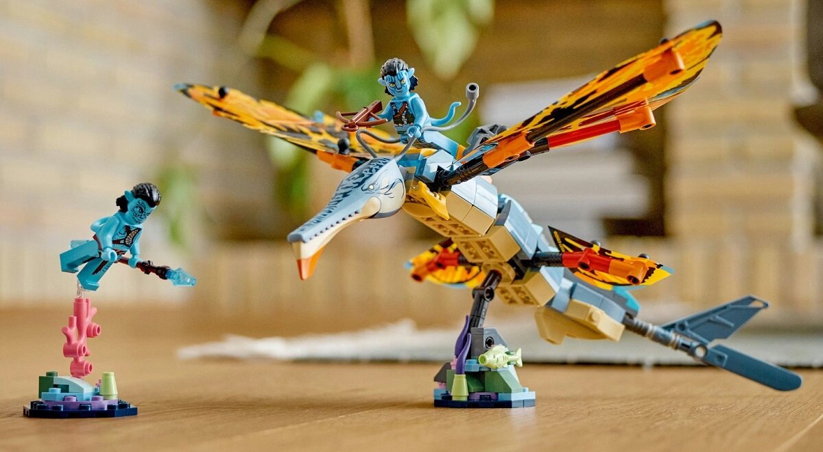LEGO Avatar Przygoda ze skimwingiem 75576 Do zabawy do ustawienia na półce kultowe pojazdy dynamiczna ozdoba