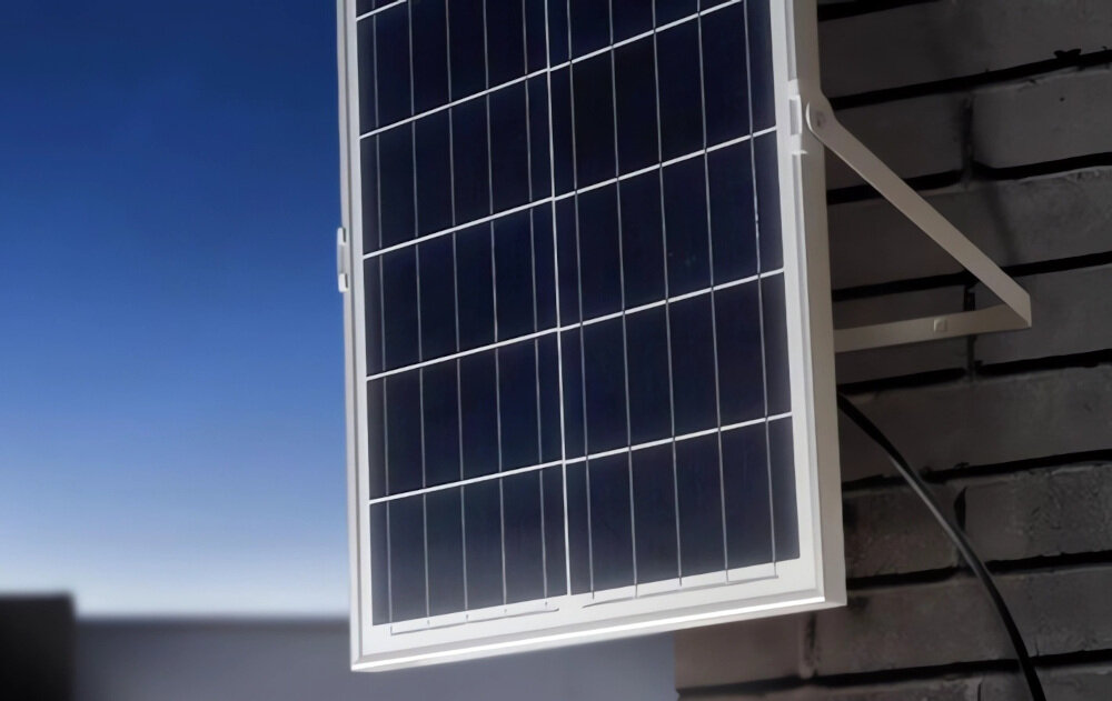 Naświetlacz LED VIDEX VLE-FSO-1005 z panelem solarnym zintegrowany panel solarny zasilanie energia sloneczna wbudowany akumulator pojemnosc 5,0 Ah czas ladowania okolo 5-8 godzin