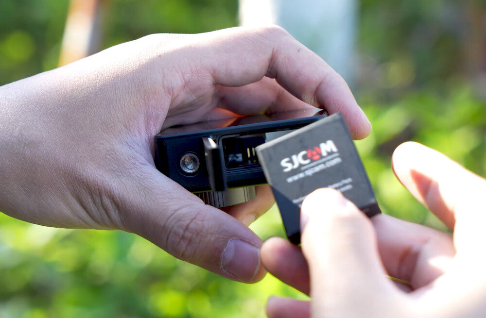 Kamera sportowa SJCAM SJ4000 Dual Screen bateria żywotność ładowanie złącze czytnik zapis