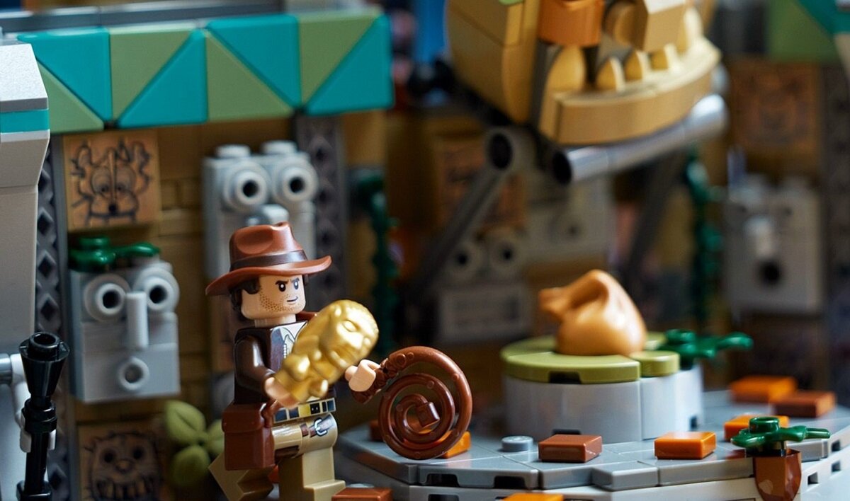 LEGO Indiana Jones Świątynia złotego posążka 77015 dziecko kreatywność zabawa nauka rozwój klocki figurki minifigurki jakość tradycja konstrukcja nauka wyobraźnia role jakość bezpieczeństwo wyobraźnia budowanie pasja hobby funkcje instrukcja aplikacja LEGO Builder
