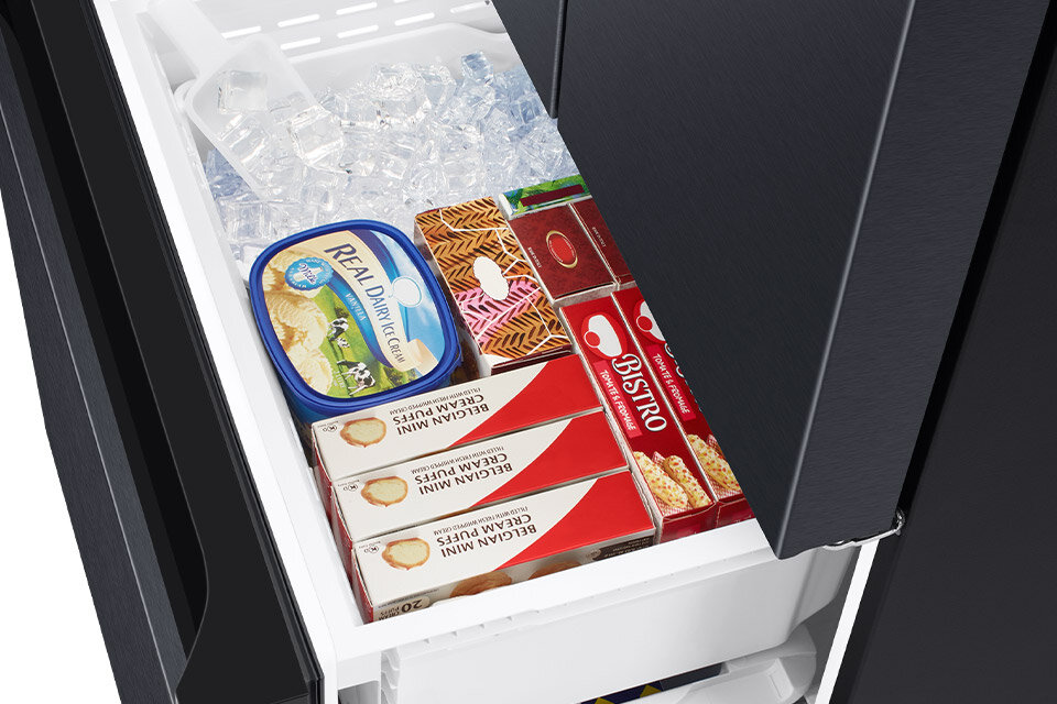 Szuflady zamrażalnika w lodówce Samsung Multidoor zostały zaprojektowane z myślą o Twojej wygodzie