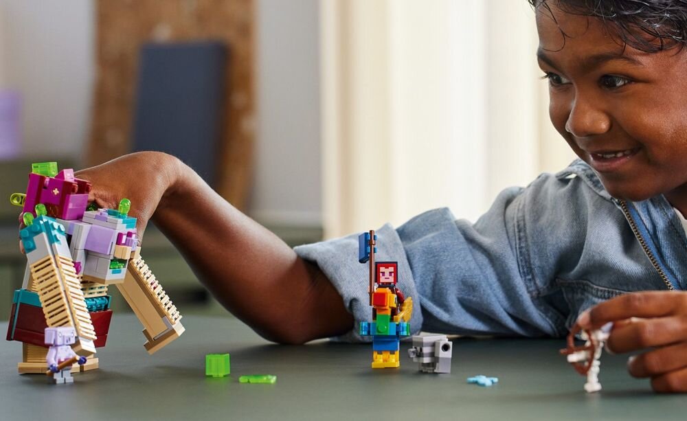 LEGO 21257 Minecraft Decydujące starcie z Dewastatorem   klocki elementy zabawa łączenie figurki akcesoria figurka zestaw 