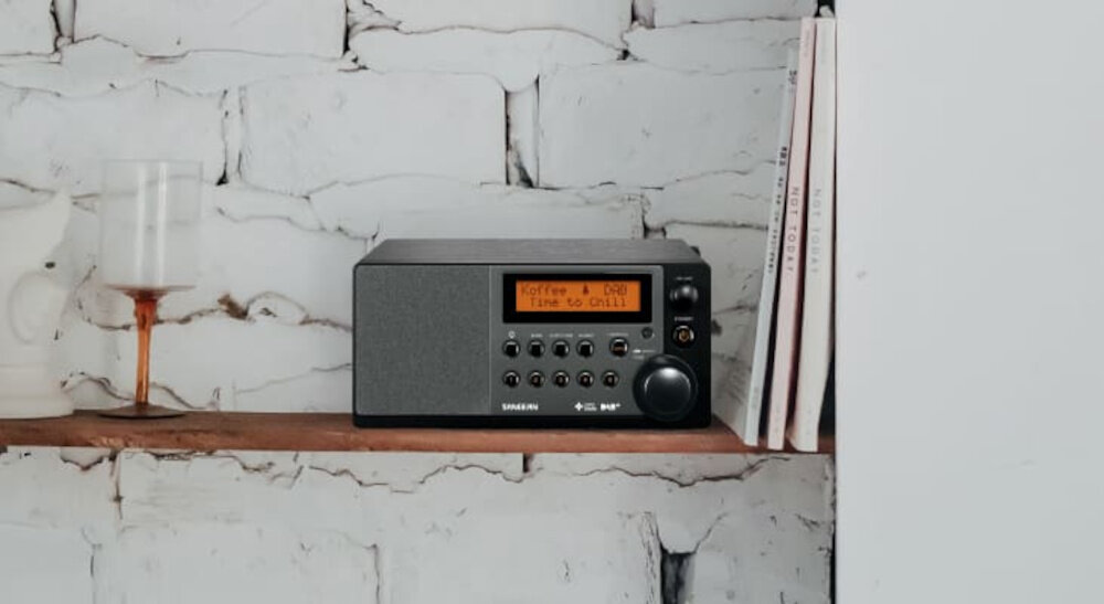 Radio SANGEAN DDR-31  - design