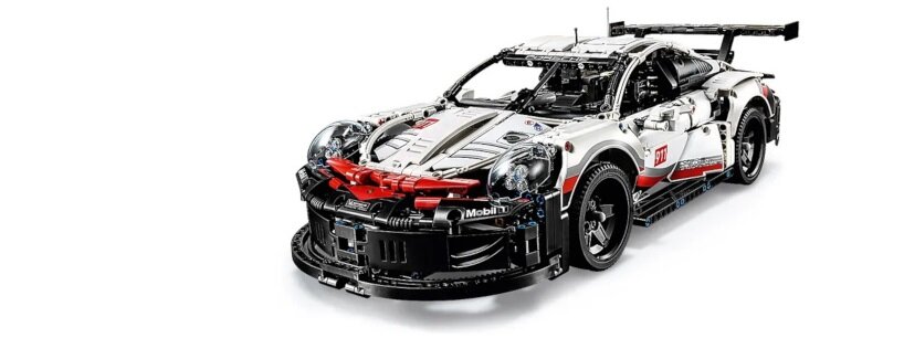 LEGO Porsche 911 RSR.