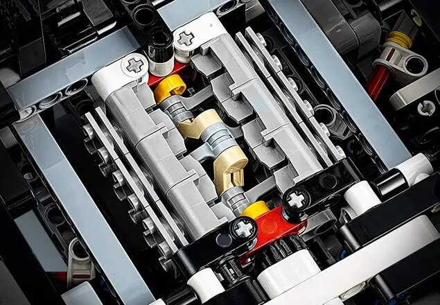 LEGO Porsche 911 RSR.