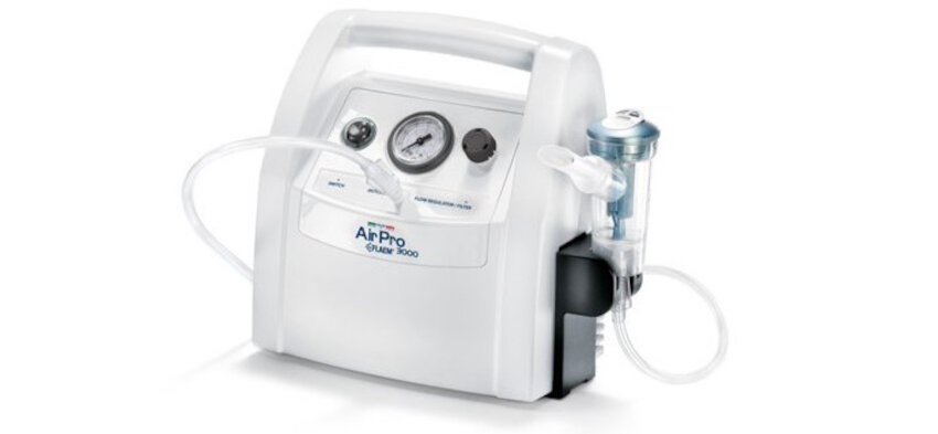 Inhalator nebulizator pneumatyczny FLAEM NUOVA AirPro 3000 Plus 0.65 ml/min wygodna obsluga dla dzieci dla doroslych maseczki zestaw