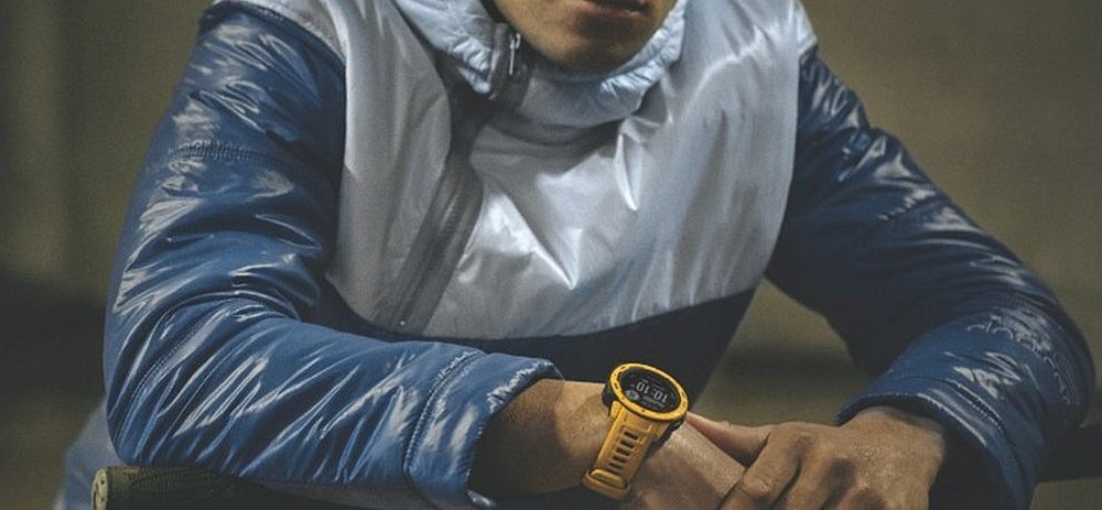 Zegarek sportowy GARMIN Instinct aplikacje