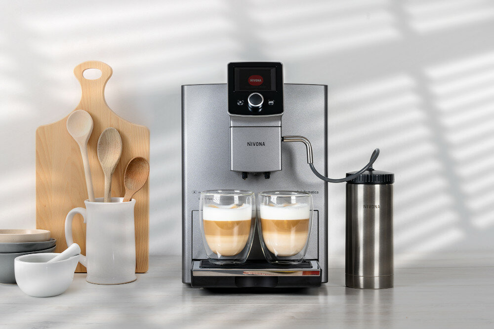Ekspres NIVONA Caferomatica 821 Szary 6 rodzajow kaw 10 opcji funkcja moja kawa  funkcja spieniania mleka