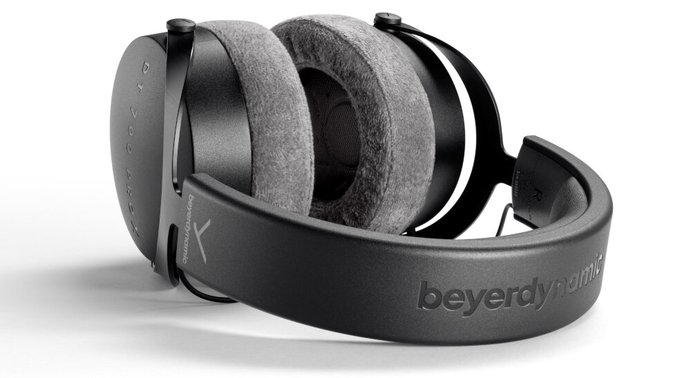 Słuchawki nauszne BEYERDYNAMIC DT700 PRO X Czarny efektywne wydajne magnes pierścieniowy high tech 