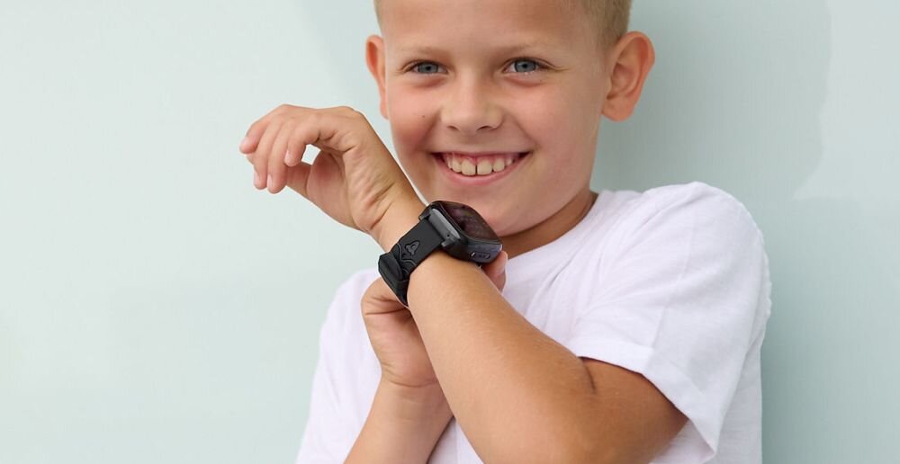 Smartwatch GARETT Kids Sun Pro 4G ekran bateria czujniki zdrowie sport pasek ładowanie pojemność rozdzielczość łączność sterowanie krew puls rozmowy smartfon aplikacja