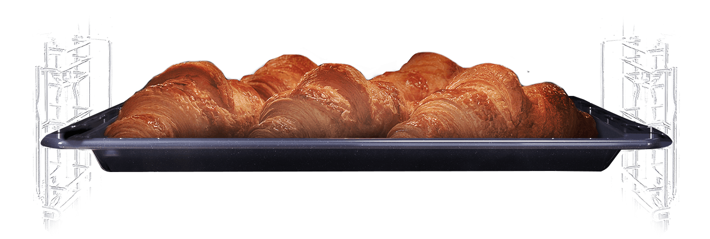 Chrupiące rogaliki pokazane na zdjęciu wnętrza piekarnika parowego Samsung Natural Steam.