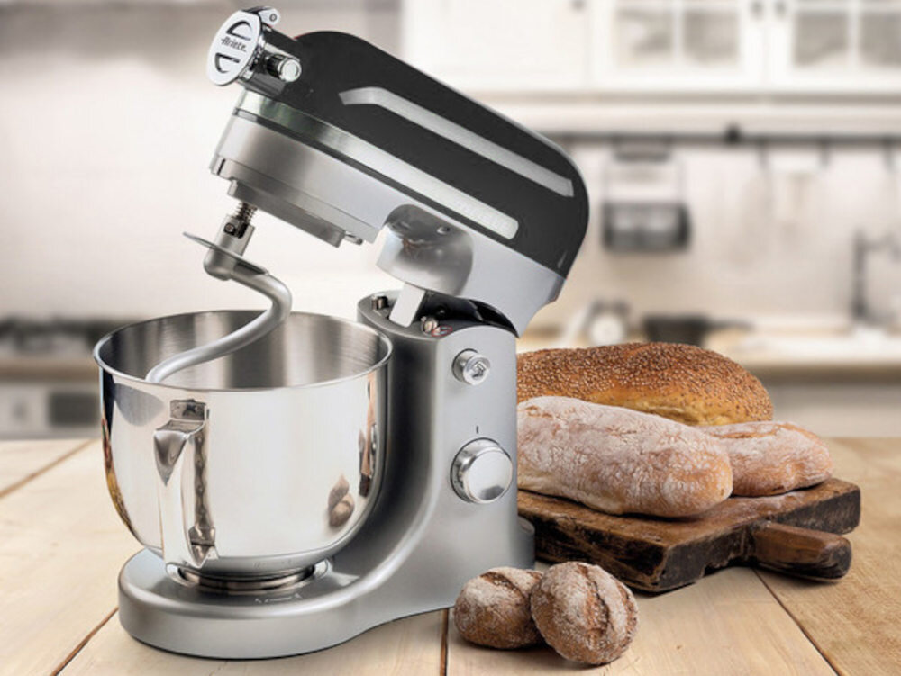 Robot kuchenny ARIETE 1589/01 1600W mozliwosci zadania specjalne przygotowywanie chleb skladniki