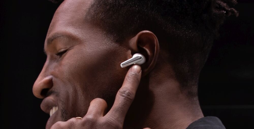 Słuchawki dokanałowe REALME Buds Air 3 Neo dźwięk moc łączność szumy redukcja szumów hałas głośność zakres częstotliwość waga zasilanie ładowanie złącze port wtyczka działanie etui smartfon sterowanie wygoda muzyka