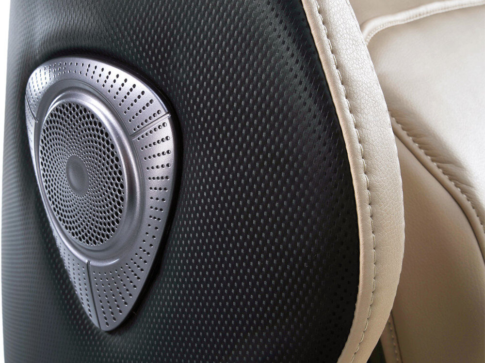 Odtwarzacz Bluetooth pozwala na słuchanie muzyki z wbudowanych głośników w fotelu masującym Massaggio Ricco.