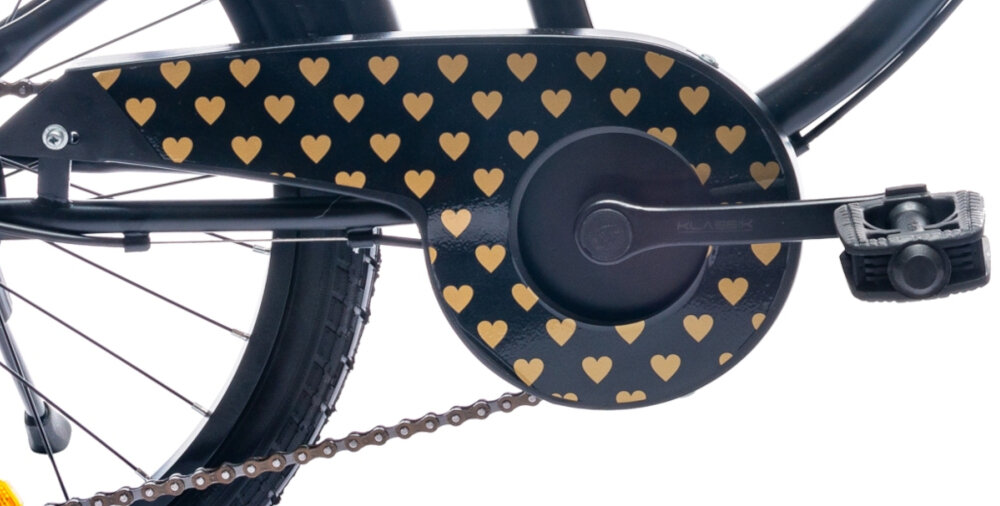 Rower dziecięcy SUN BABY Heart Bike 20 cali dla dziewczynki Czarny łańcuch ukryty pod stylową czarną osłoną w serduszka designerski retro wygląd