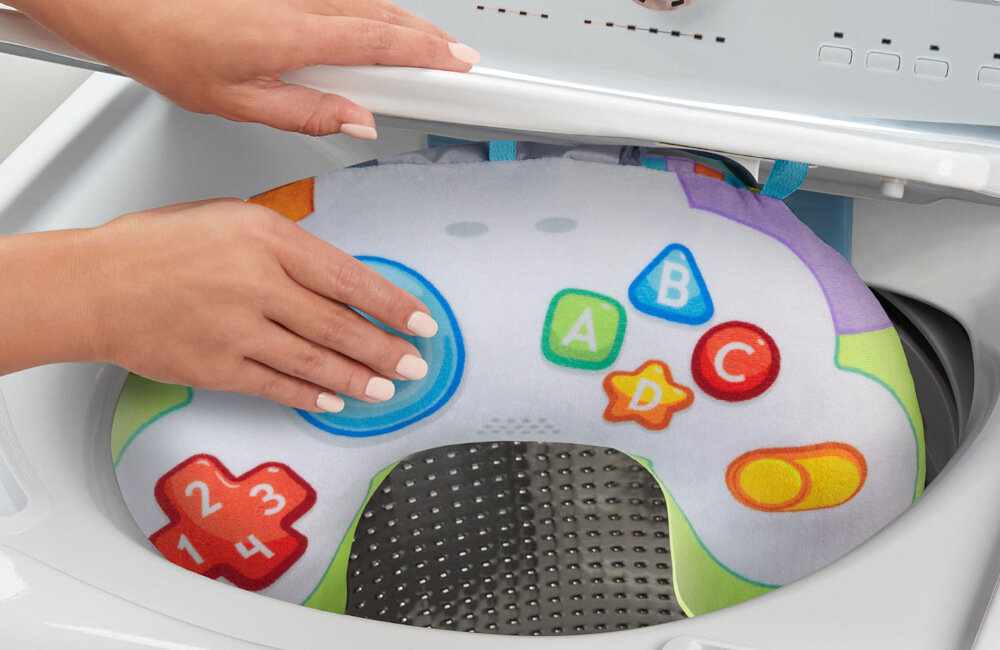 Zabawka FISHER PRICE Poduszeczka pod brzuszek Małego gracza HGB89 czyszczenie pranie czystość