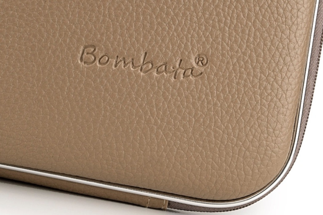 Torba na laptopa BOMBATA Medio 13 - 14 cali styl funkcjonalność przegrody pasek premium wyposażenie