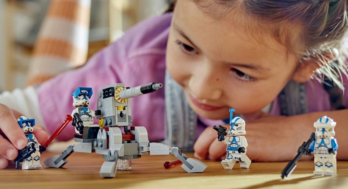 LEGO Star Wars Zestaw bitewny dziecko kreatywność zabawa nauka rozwój klocki figurki minifigurki jakość tradycja konstrukcja nauka wyobraźnia role jakość bezpieczeństwo wyobraźnia budowanie pasja hobby funkcje instrukcjeżołnierze-klony z 501 legionu 75345