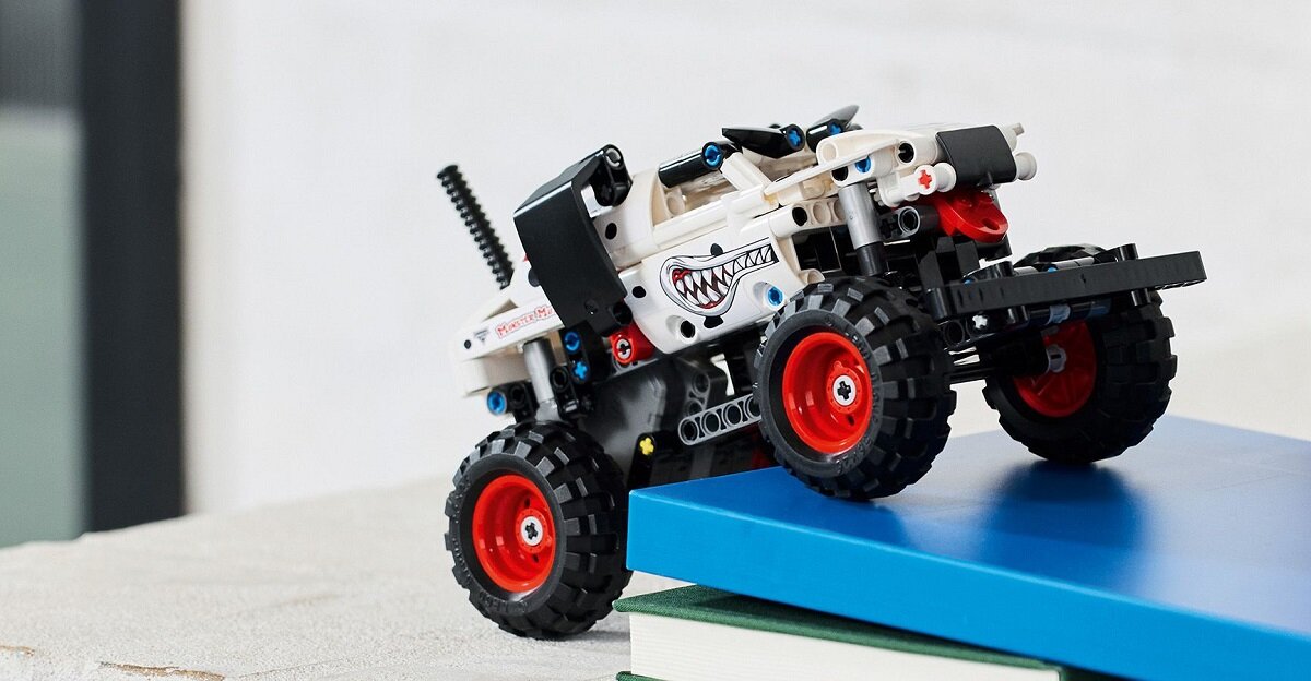 LEGO Technic Monster Jam Monster Mutt Dalmatian 42150 dziecko kreatywność zabawa nauka rozwój klocki figurki minifigurki jakość tradycja konstrukcja nauka wyobraźnia role jakość bezpieczeństwo wyobraźnia budowanie pasja hobby funkcje instrukcje