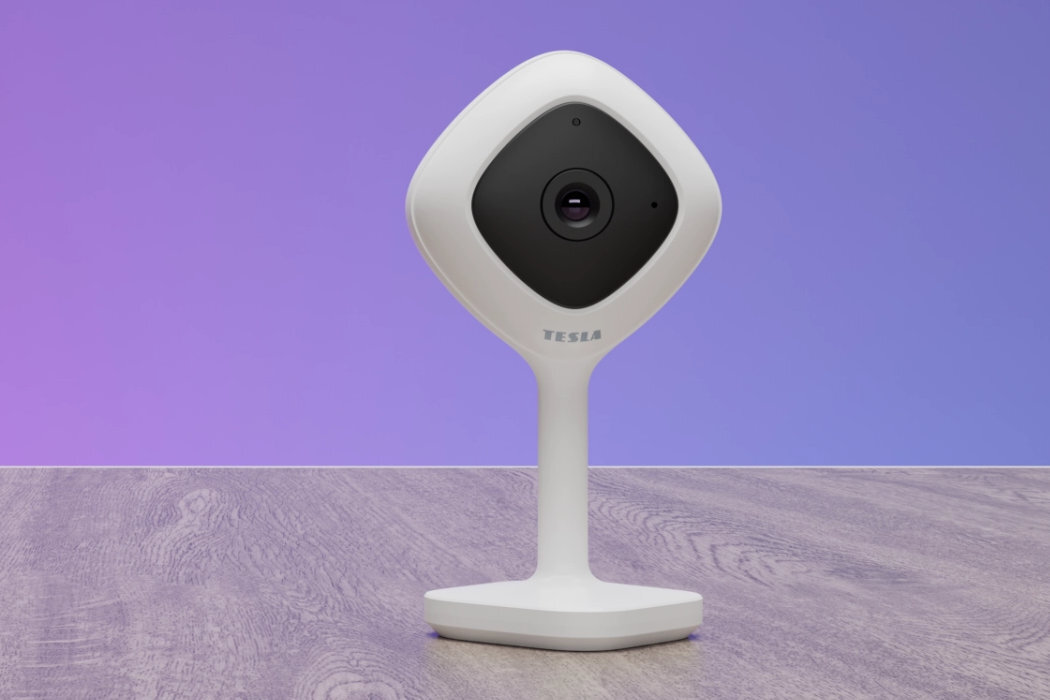 Kamera TESLA Smart Mini (2022) bezpieczeństwo montaż prostota wyposażenie intuicja pomoc komunikacja zasilanie rozdzielczość