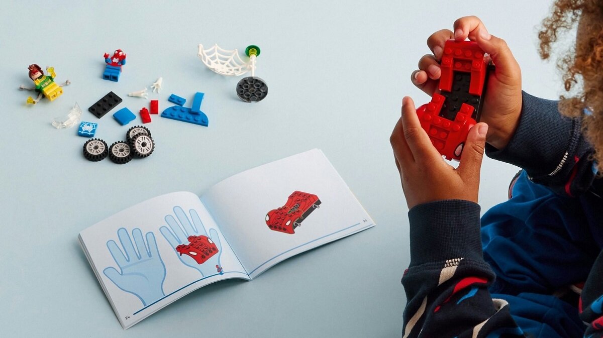 LEGO MARVEL Samochód Spider-Mana i Doc Ock 10789 dziecko kreatywność zabawa nauka rozwój klocki figurki minifigurki jakość tradycja konstrukcja nauka wyobraźnia role jakość bezpieczeństwo wyobraźnia budowanie pasja hobby funkcje instrukcja aplikacja LEGO Builder