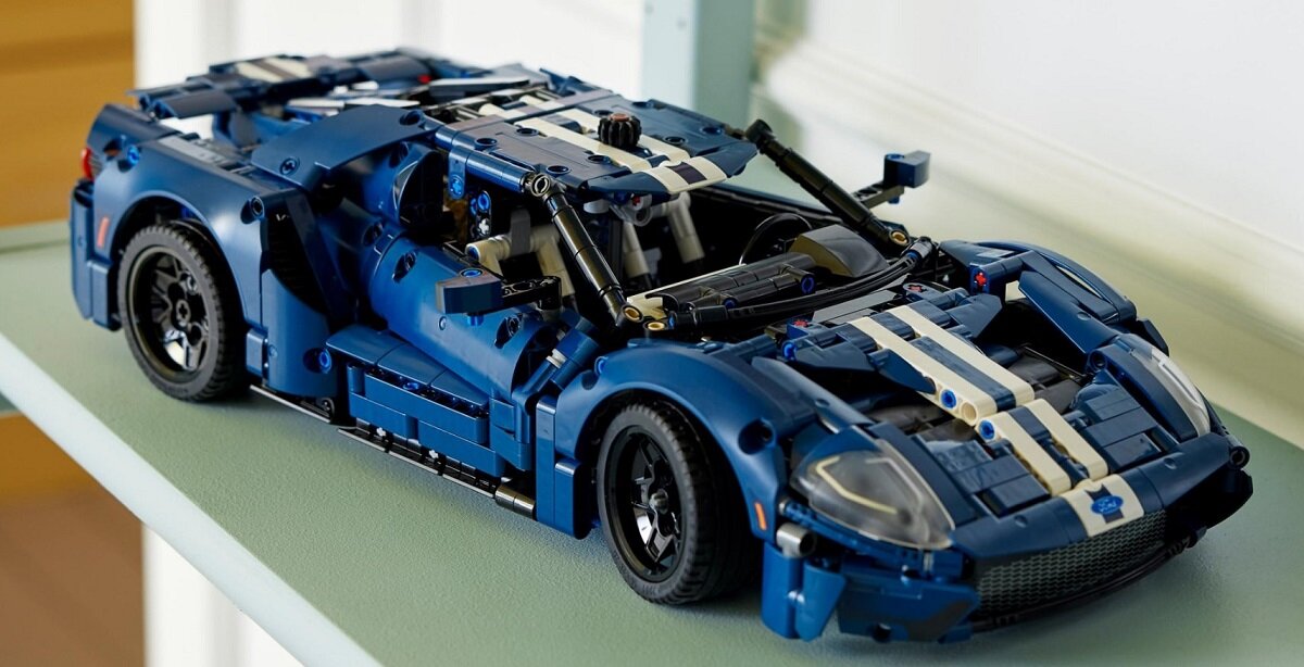 LEGO Technic Ford GT, wersja z 2022 roku 42154 dziecko kreatywność zabawa nauka rozwój klocki figurki minifigurki jakość tradycja konstrukcja nauka wyobraźnia role jakość bezpieczeństwo wyobraźnia budowanie pasja hobby funkcje instrukcja aplikacja LEGO Builder