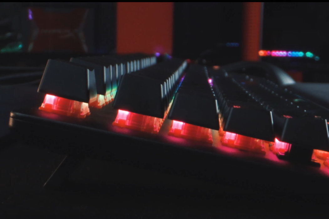 Klawiatura HYPERX Alloy Origins Red wyposażenie tryb klawisze zabawa pamięć regulacja dynamika podświetlenie trwałość