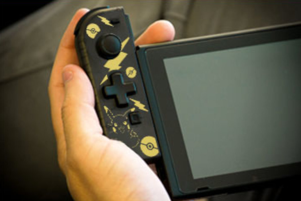 Kontroler HORI D-Pad Pikachu Czarno-złoty grywalność komfort wygląd postacie gry Nintendo licencjonowany waga wymiary rozgrywka