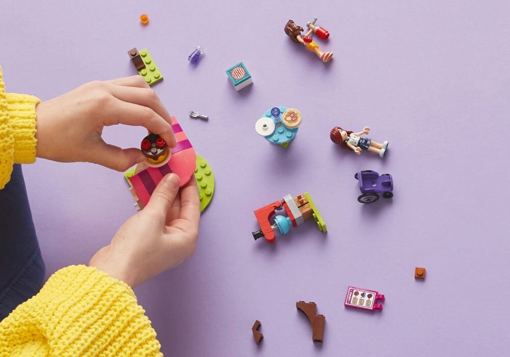 LEGO Friends Naleśnikarnia 41753   klocki elementy zabawa łączenie figurki akcesoria figurka zestaw 