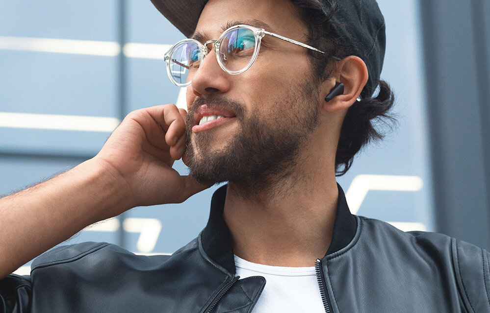 Słuchawki douszne EDIFIER W100T Czarny design komfort lekkość dźwięk jakość wrażenia słuchowe ergonomia lekkość sport aktywność podróże czas pracy działanie akumulator