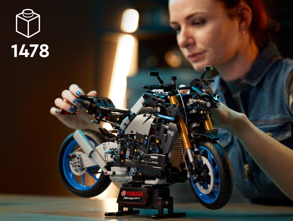 LEGO Technic Yamaha MT-10 SP 42159   klocki elementy zabawa łączenie figurki akcesoria figurka zestaw 