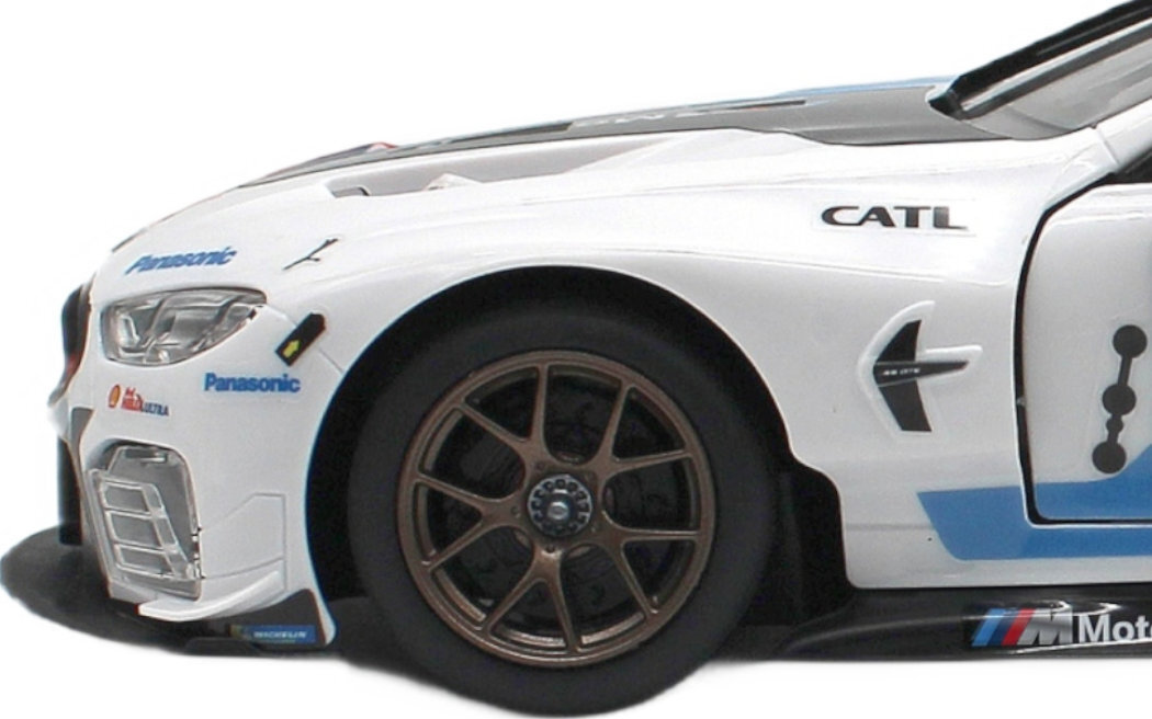 Samochód zdalnie sterowany RASTAR BMW M8 GTE zabawa wyścigi powierzchnia materiał zasilanie
