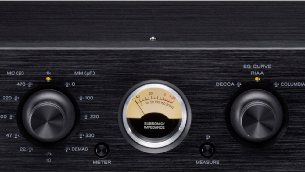Przedwzmacniacz gramofonowy TEAC PE-505  - korekcja dźwięku riaa