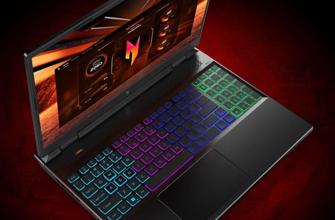 Laptop ACER Nitro 16 - Podświetlenie RGB   