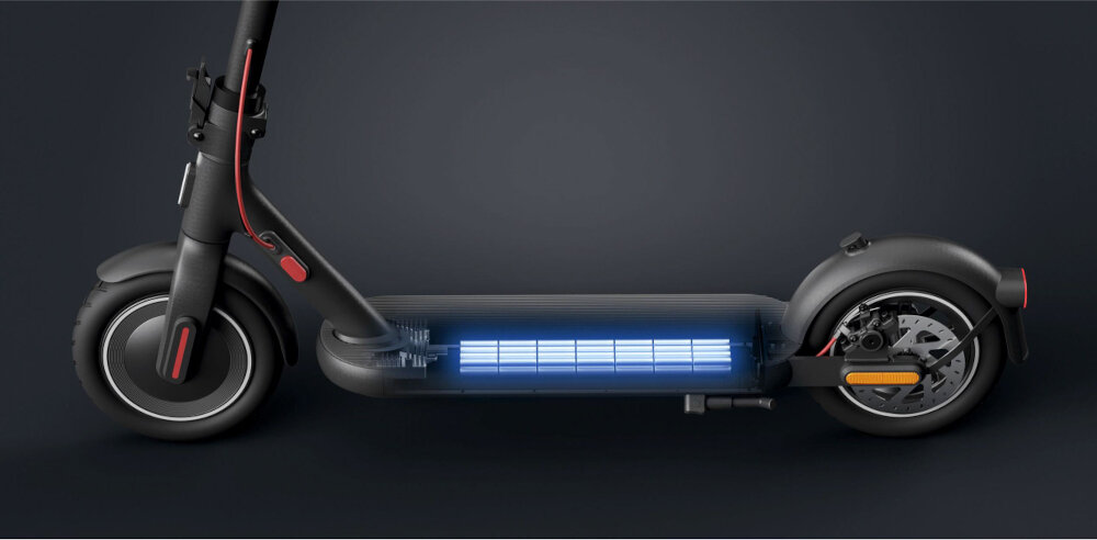 Hulajnoga elektryczna XIAOMI Scooter 4 NE Czarny bateria litowo-jonowa pojemnosc 7,65 Ah zasieg do 20 km czas ladowania okolo 4 godzin
