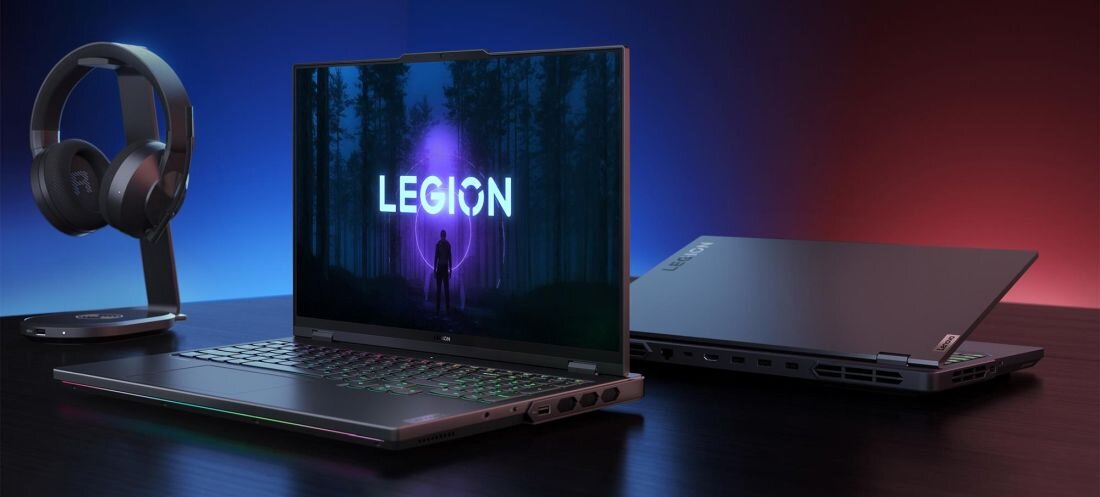 Laptop LENOVO Legion Pro 7 - Laptop  