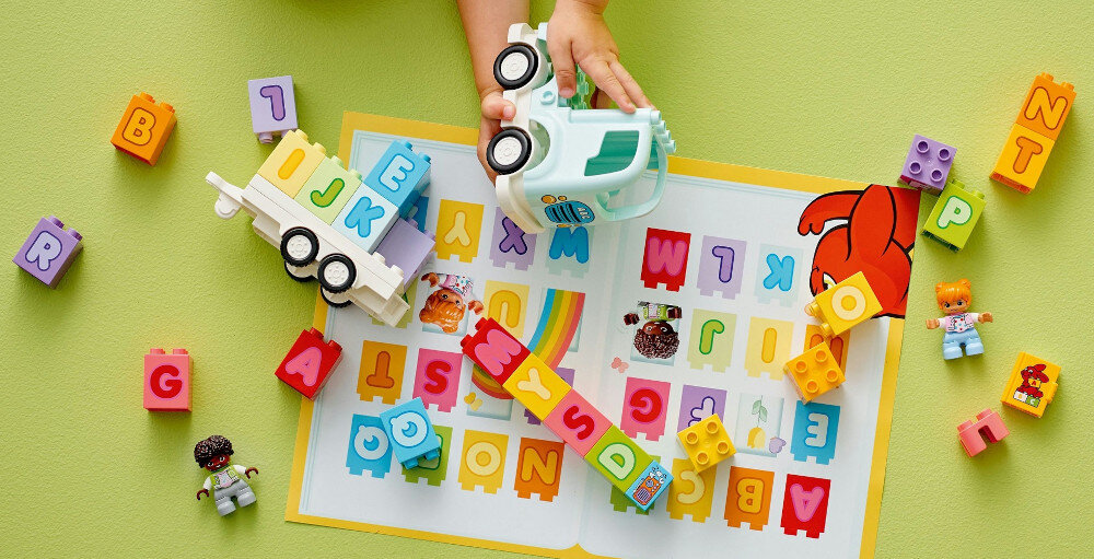 KLOCKI LEGO DUPLO CIĘŻARÓWKA Z ALFABETEM 10421 alfabet kolory rozwój
