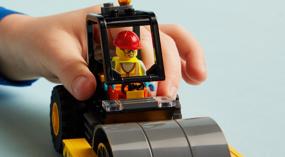 KLOCKI LEGO CITY WALEC BUDOWLANY 60401 pracownik budowy figurka