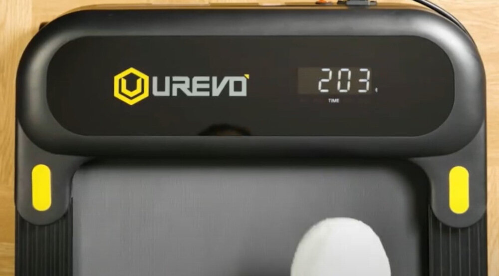 Bieżnia elektryczna UREVO Spacewalk 3S intuicyjny panel LED wysok kontrast i poziom wyswietlanych informacji czas spalone kalorie predkosc poziom wzniesienia dystans