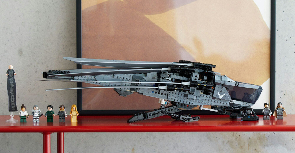 KLOCKI LEGO ICONS DIUNA — ATREIDES ROYAL ORNITHOPTER 10327 podróż statek powietrzny replika film DIUNA minifigurki