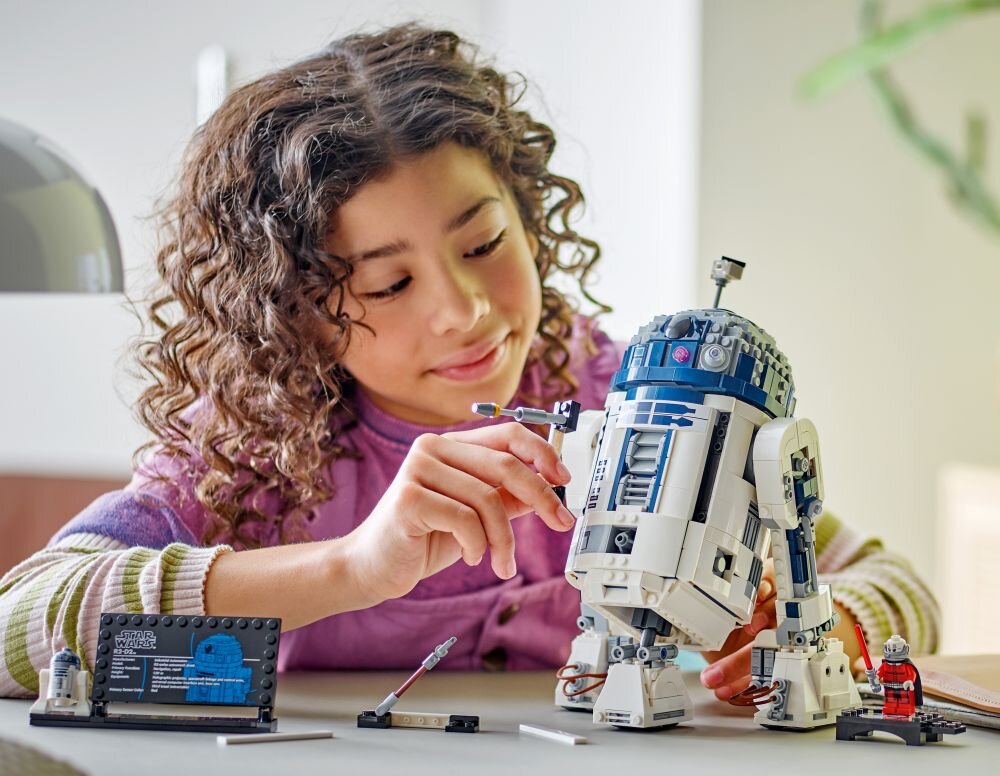LEGO 75379 Star Wars R2-D2    klocki elementy zabawa łączenie figurki akcesoria figurka zestaw 