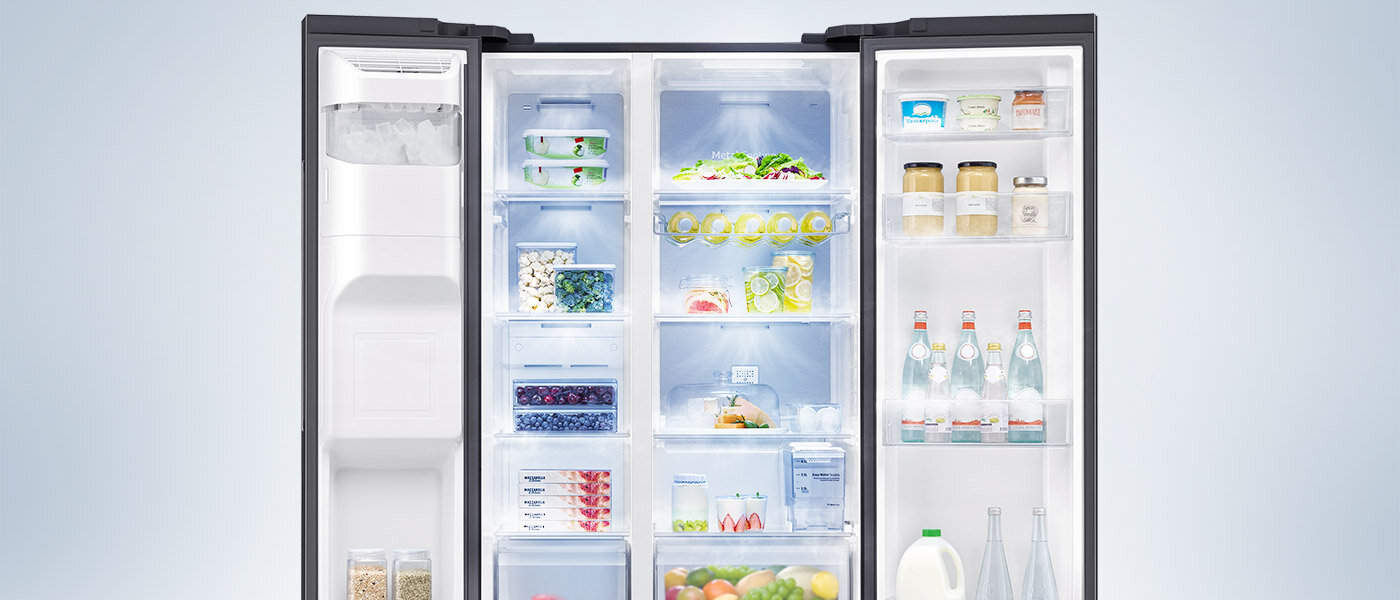 System All-Around Cooling w otwartej lodówce Samsung Side by Side z oferty Media Expert