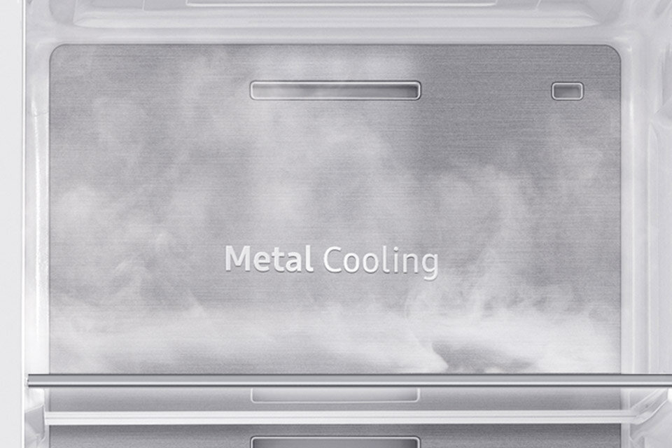 Minimalne straty zimna dzięki panelowi Metal Cooling